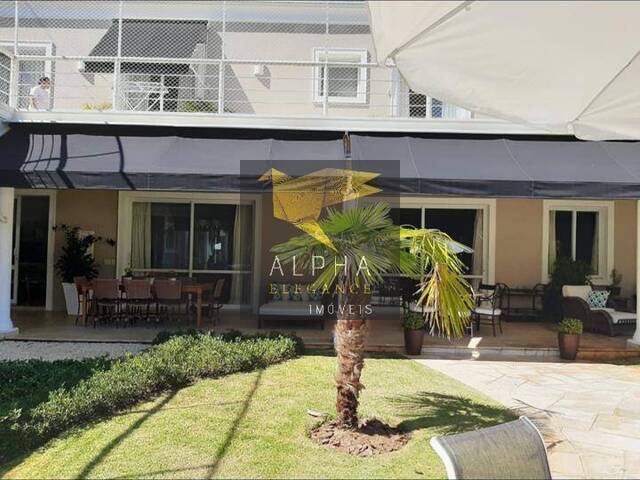 Casa para Venda em Santana de Parnaíba - 4