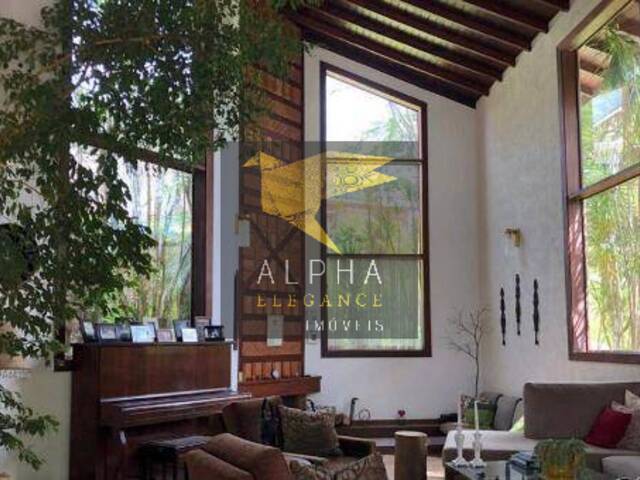 #864 - Casa para Venda em Santana de Parnaíba - SP