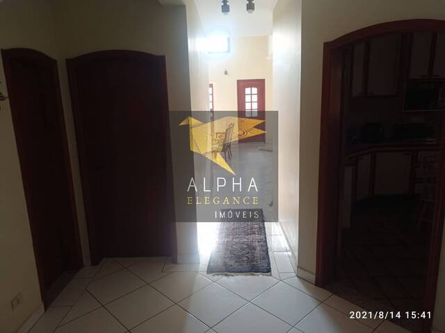 Casa para Venda em Santana de Parnaíba - 5