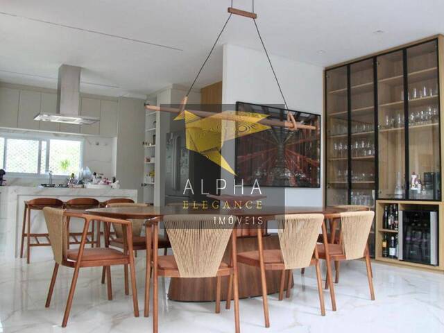 Casa para Venda em Santana de Parnaíba - 3