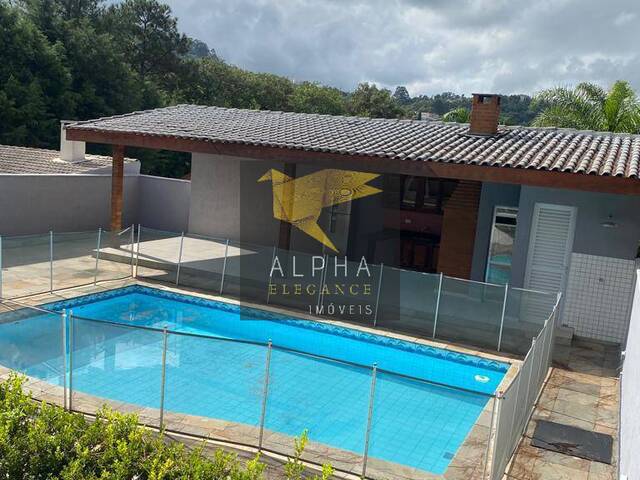 Casa para Venda em Santana de Parnaíba - 3