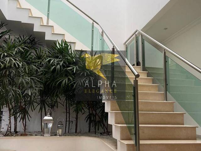 Casa para Locação em Santana de Parnaíba - 2