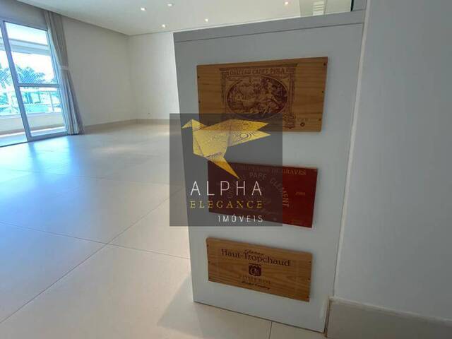 Apartamento para Venda em Santana de Parnaíba - 5