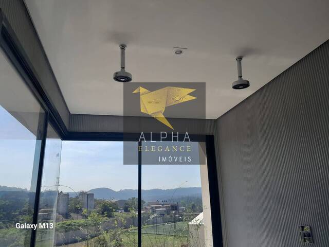 #1246 - Casa para Venda em Santana de Parnaíba - SP