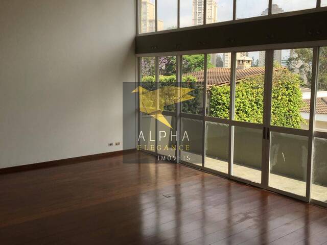 Casa para Venda em Santana de Parnaíba - 3