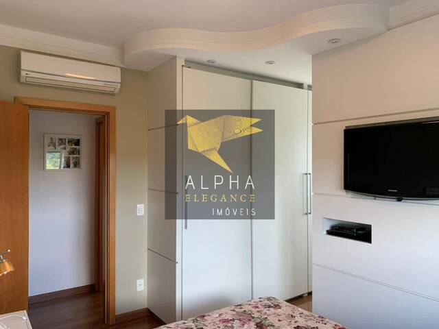 Apartamento para Venda em Santana de Parnaíba - 4