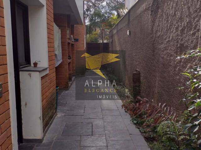 #1307 - Casa para Venda em Santana de Parnaíba - SP