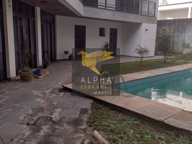 #1307 - Casa para Venda em Santana de Parnaíba - SP