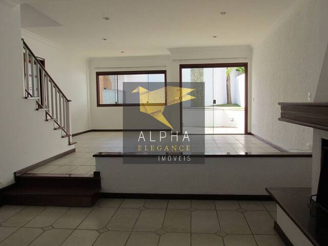 Casa para Venda em Santana de Parnaíba - 4