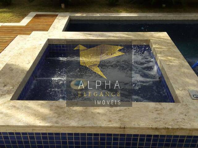 Casa para Venda em Santana de Parnaíba - 5