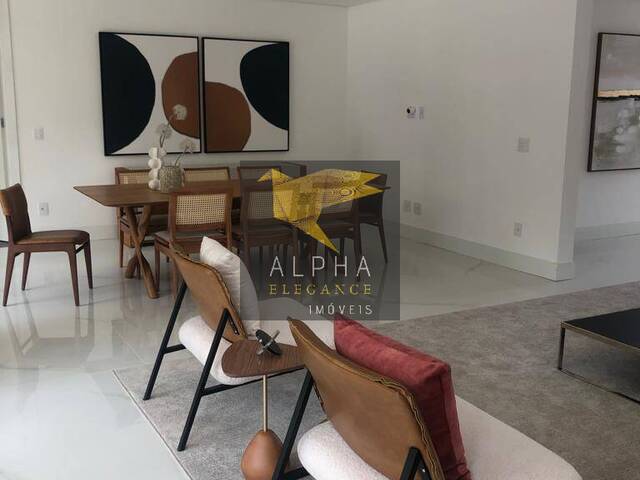Casa para Venda em Santana de Parnaíba - 5