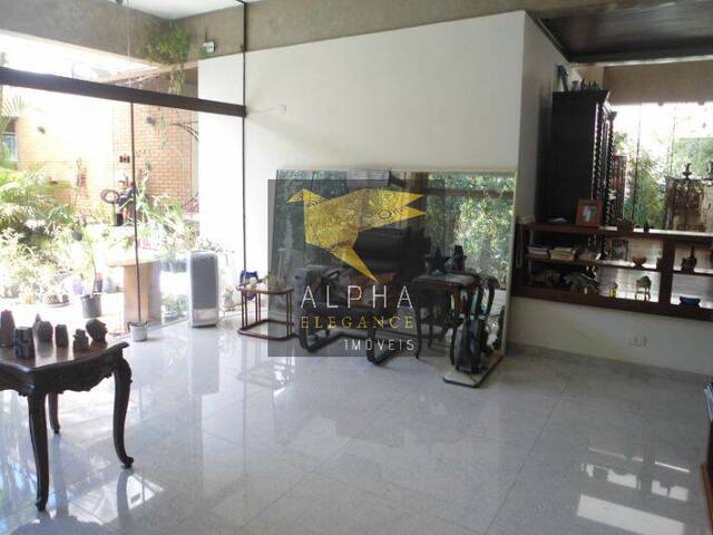 Casa para Venda em Santana de Parnaíba - 4