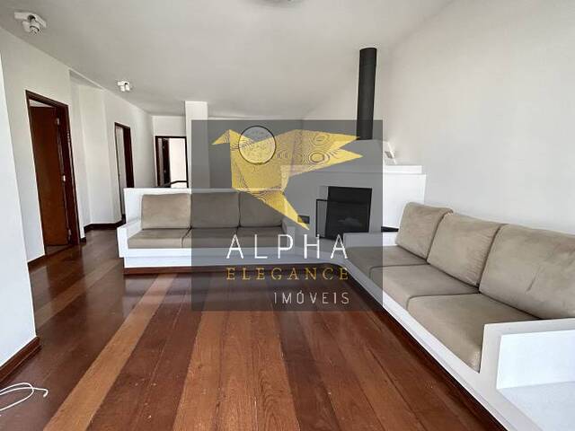 Casa para Venda em Santana de Parnaíba - 4
