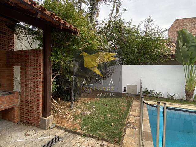 Casa para Venda em Santana de Parnaíba - 5