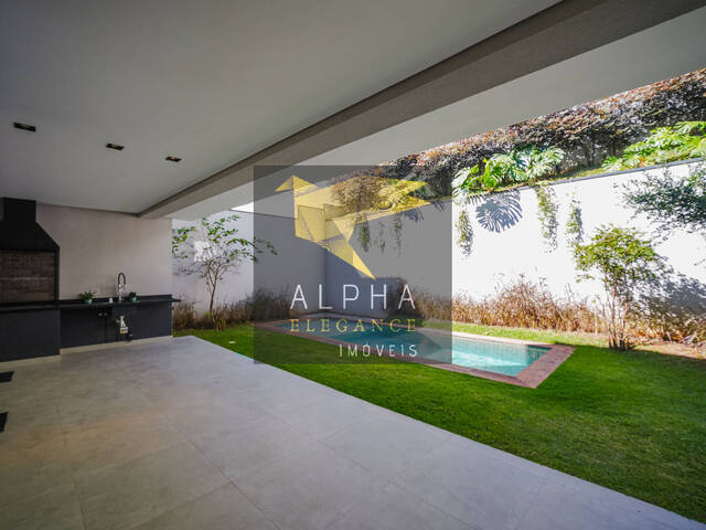 Casa para Venda em Santana de Parnaíba - 5