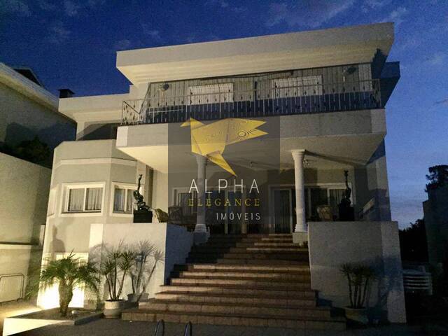 Casa para Venda em Santana de Parnaíba - 3