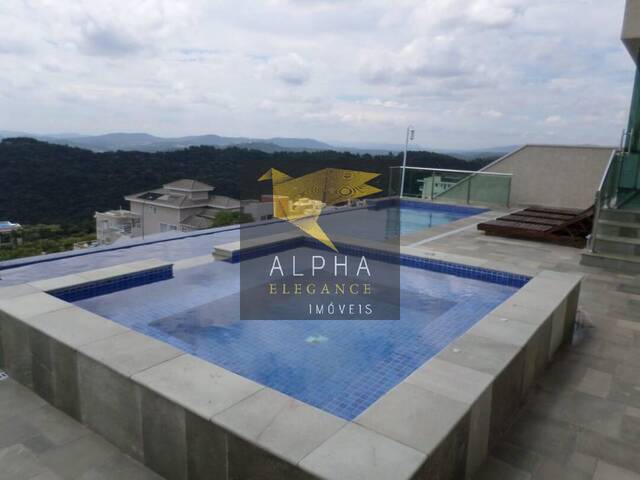 Casa para Venda em Santana de Parnaíba - 3