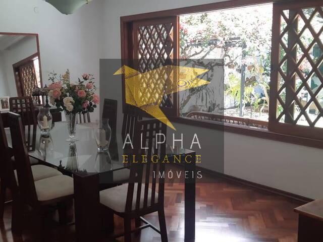 Casa para Venda em Santana de Parnaíba - 3
