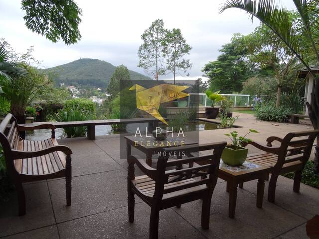 Casa para Venda em Santana de Parnaíba - 5