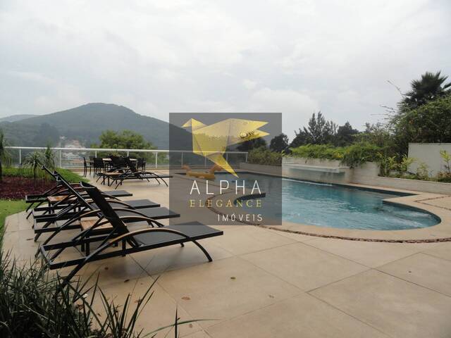 #280 - Casa para Venda em Santana de Parnaíba - SP