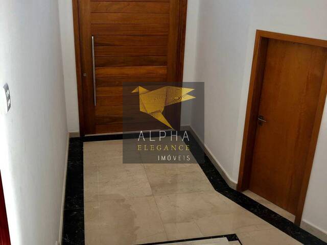 Casa para Venda em Santana de Parnaíba - 5