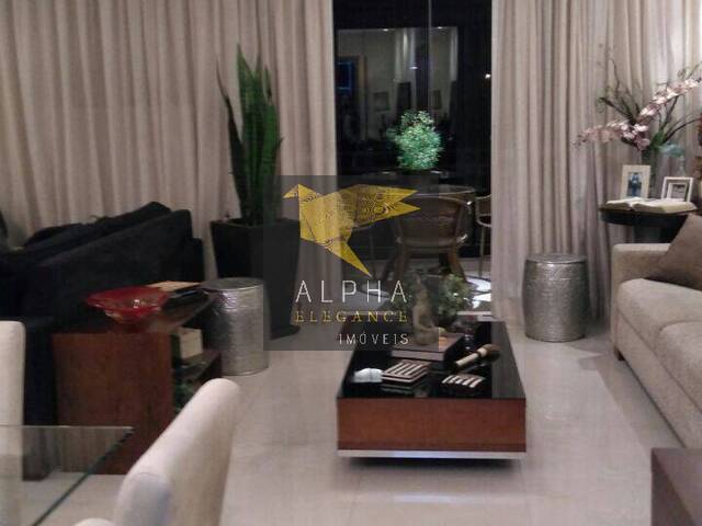 Apartamento para Venda em Santana de Parnaíba - 5