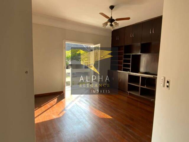 #390 - Casa para Venda em Santana de Parnaíba - SP