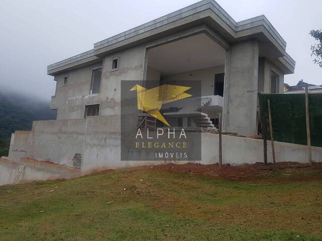 Casa para Venda em Santana de Parnaíba - 3