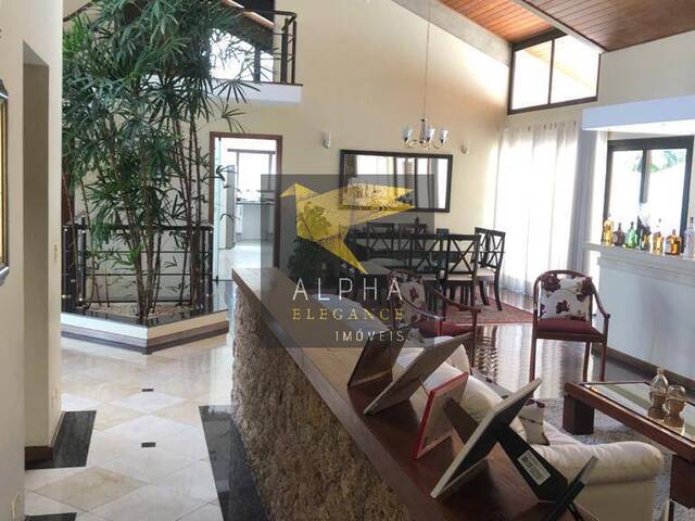 Casa para Venda em Santana de Parnaíba - 5