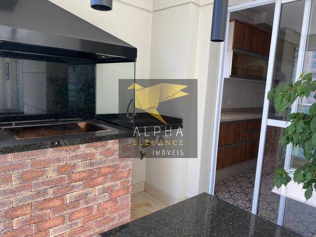 #586 - Apartamento para Venda em Santana de Parnaíba - SP
