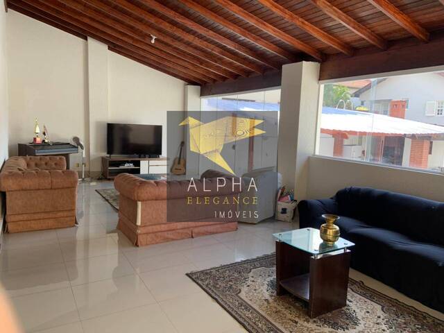 Casa para Venda em Santana de Parnaíba - 5