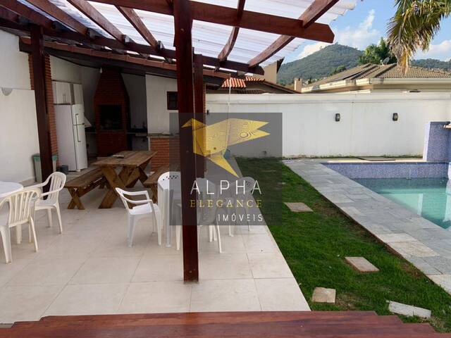 Casa para Venda em Santana de Parnaíba - 3