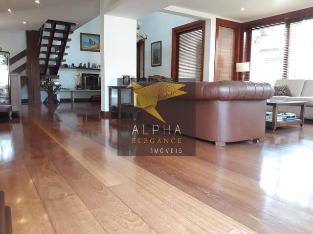 #707 - Casa para Venda em Santana de Parnaíba - SP