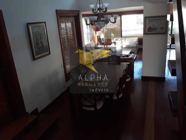 Casa para Venda em Santana de Parnaíba - 4