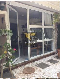 Linda casa a venda no residencial Scenic em Alphaville por R$1.380.000,00