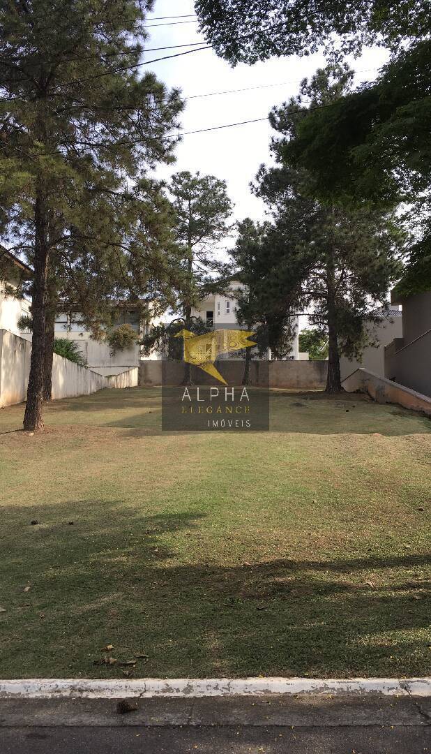 OPORTUNIDADE: Lindo terreno no Residencial 0 em Alphaville!! 600m2