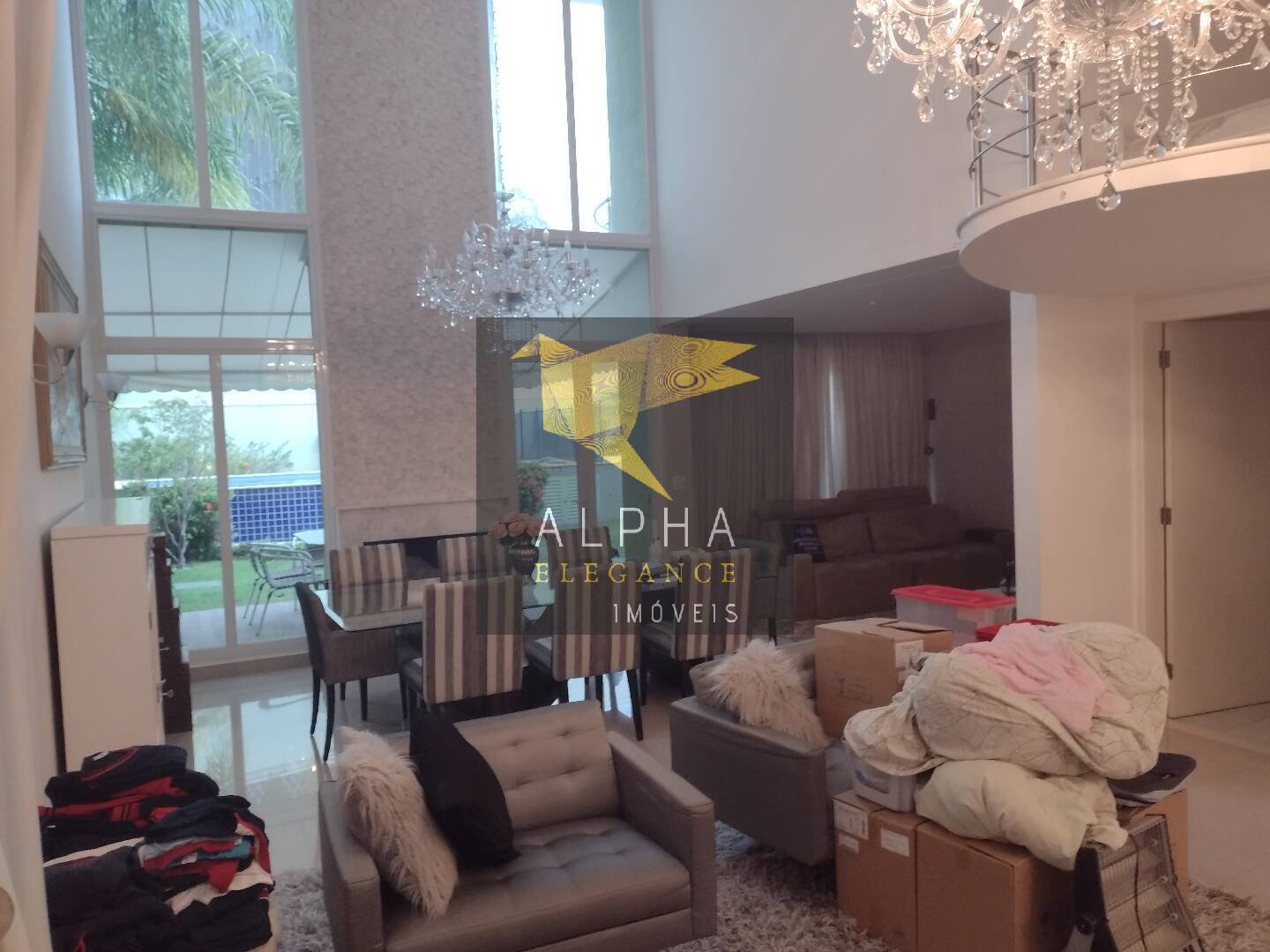 Casa a venda em Alphaville no Alpha Conde