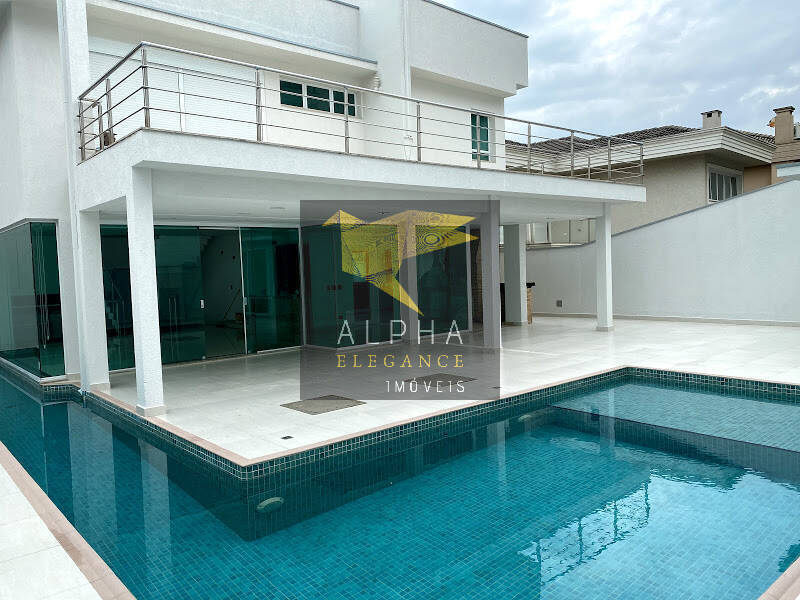 Lindíssima Casa p/ Venda no Solaia