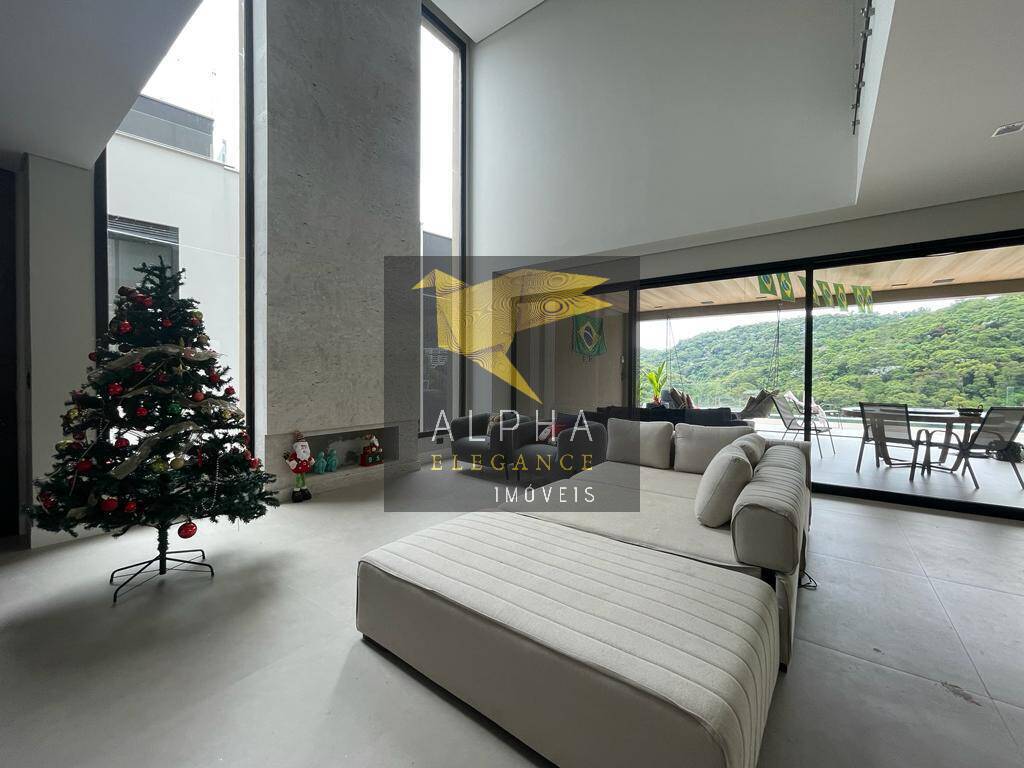 VENDA DE CASA MARAVILHOSA NO RESIDENCIAL TAMBORE 10- VISTA MARAVILHOSA