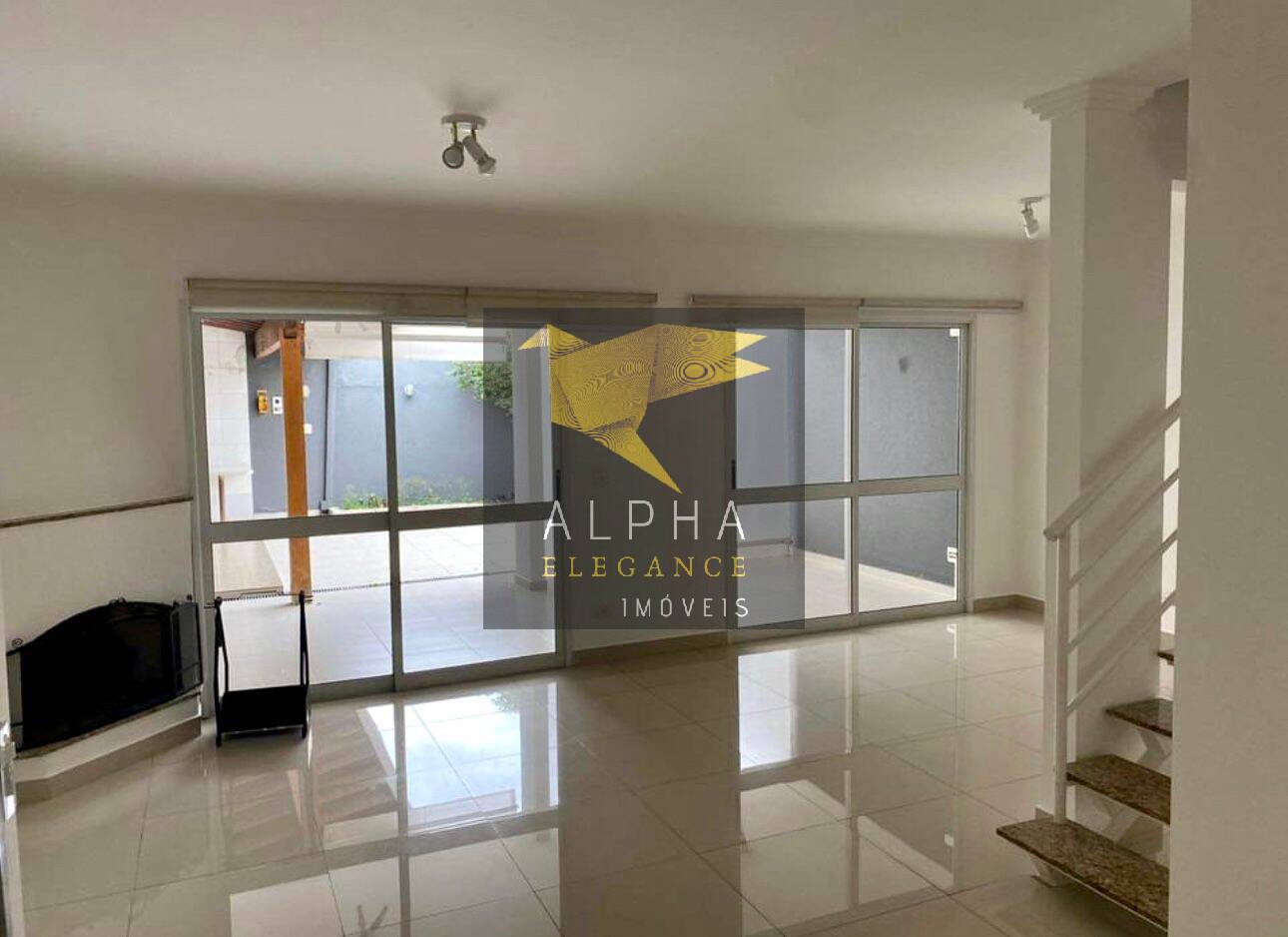 Tamboré 6 - Casa de Condomínio com 3 Quartos à venda, 165m² - Tamboré/SP
