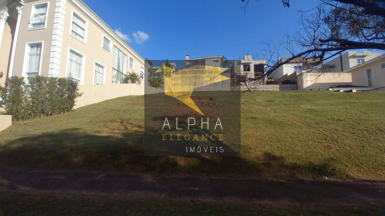 Terreno em Alphaville no Condomínio Genesis 1