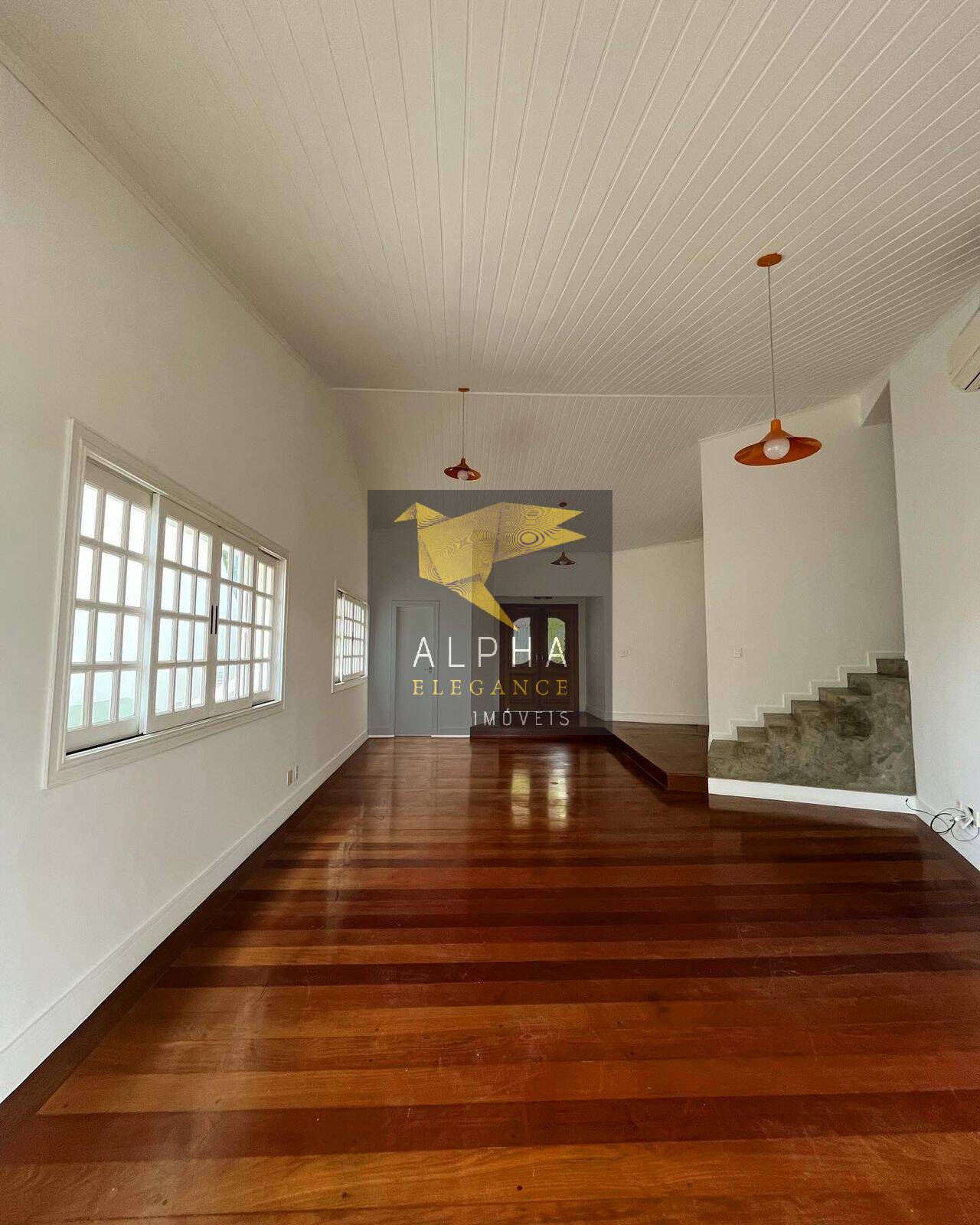 Casa a Venda e Locação em Alphaville- Residencial 6