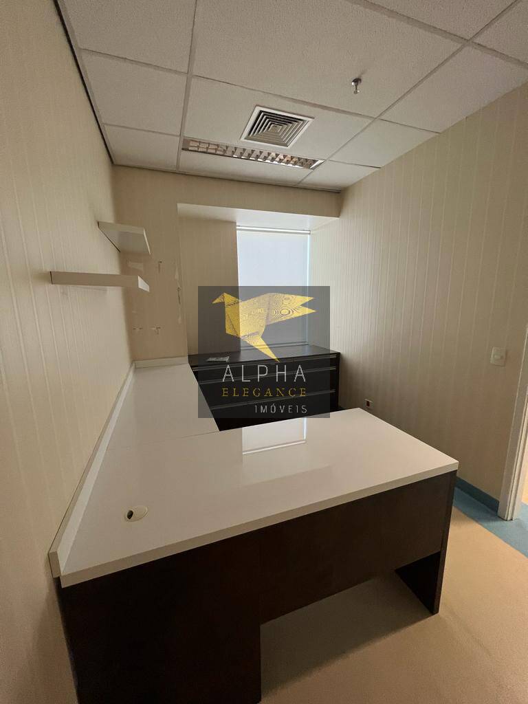 Sala comercial em Alphaville- West Tower