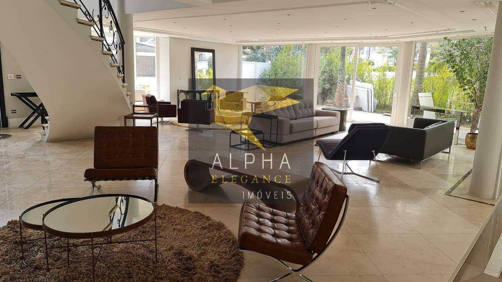 LOCAÇÃO DE CASA DE LUXO MOBILIADA EM ALPHAVILLE