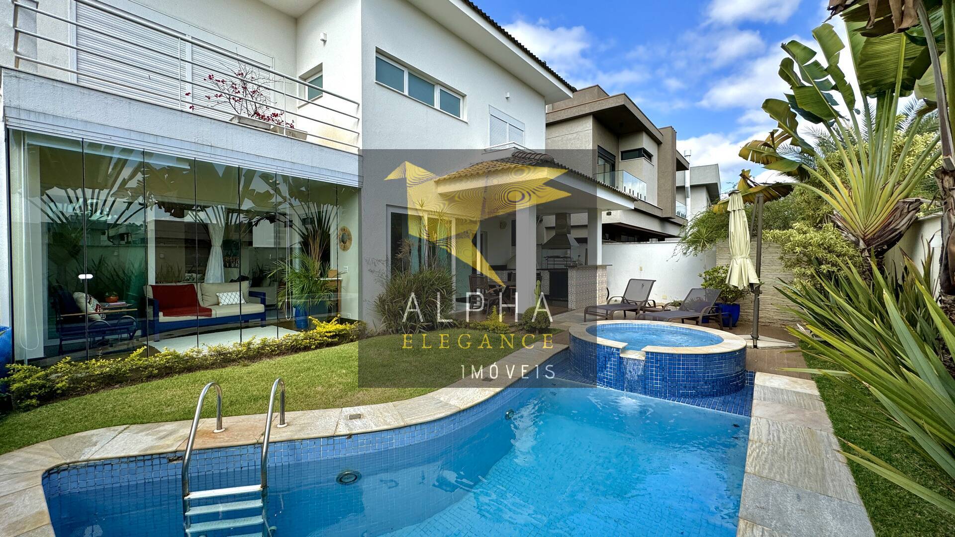Tamboré 11 | Porteira Fechada | Totalmente Mobiliada e Decorada