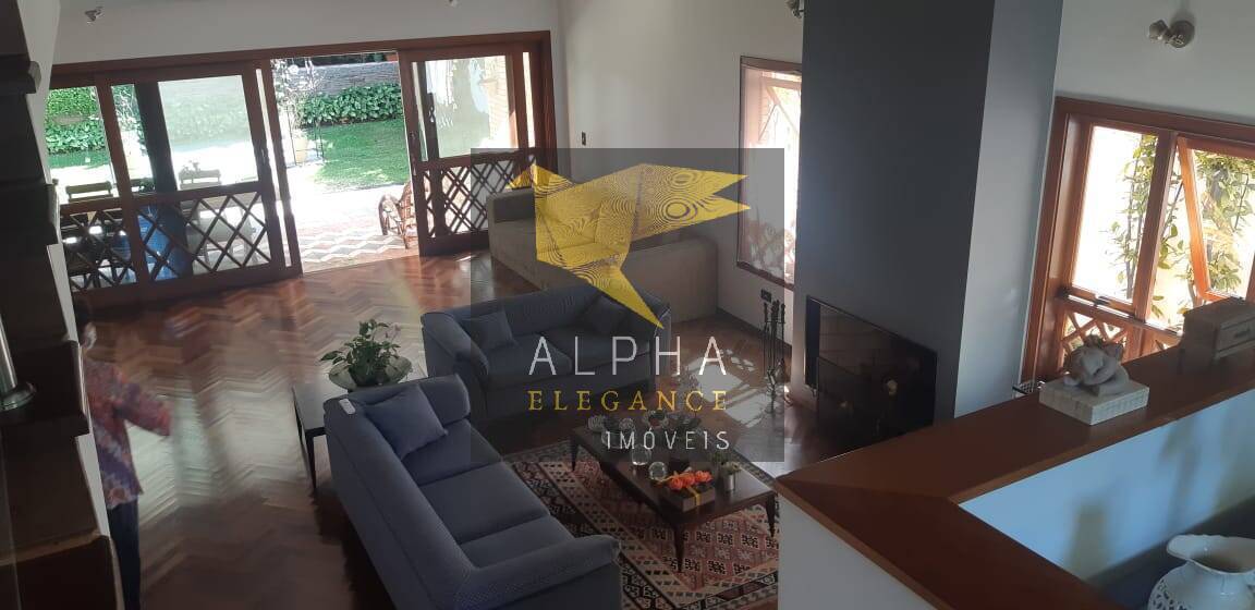 Excelente Casa Residencial 10 para Venda